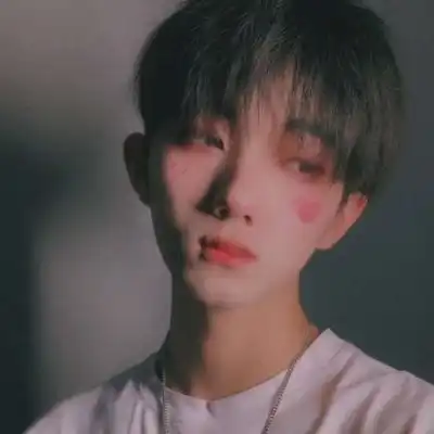  2021最潮最火男生头像女人真正喜欢的男人
