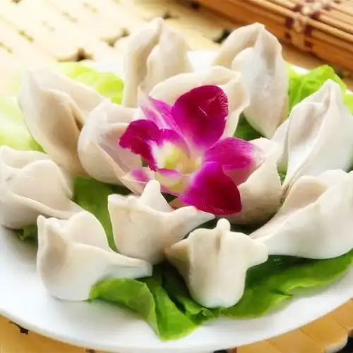  今天中午吃什么渝都火锅给你安排低至半价,工作日特惠套餐