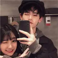 抖音最近很火的情侣头像