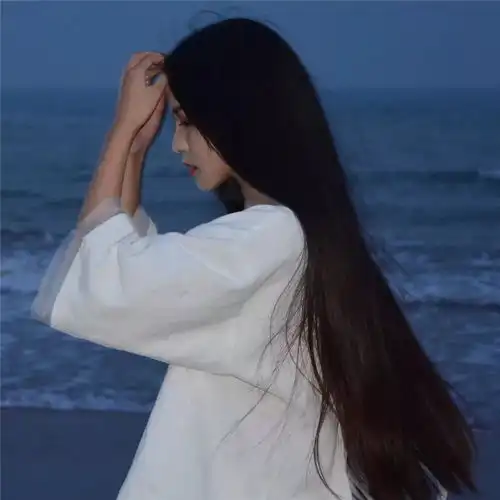  闺蜜头像丨我在模糊现在,我在恐惧未来