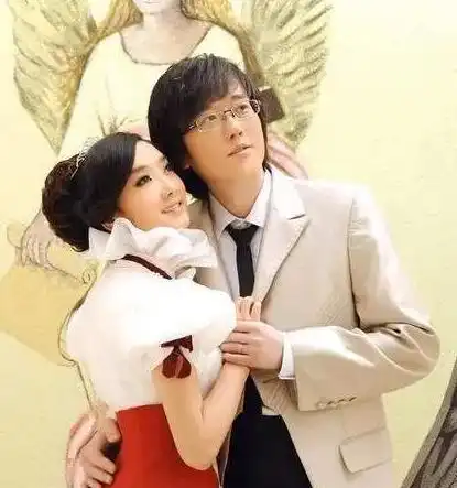  yamy怼老板要放大招将头像换成绿色的玲花,你细品