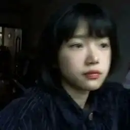  黑白头像女生冷酷霸气一组全是身穿黑衣服的好看头像