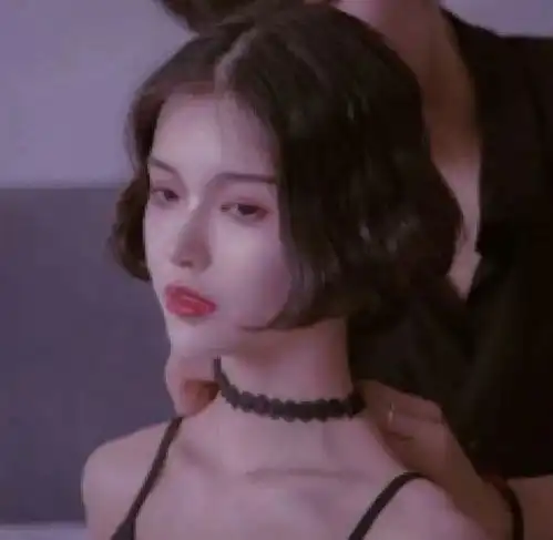  情侣头像男朋友初次kiss你用了什么理由