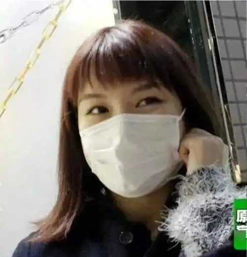  女生戴口罩前vs脱口罩后的颜值差距我的妈啊