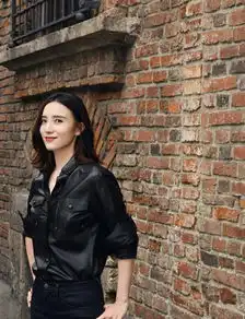  马丁靴不流行了露趾靴成时尚新宠,宋佳穿上后美出新高度