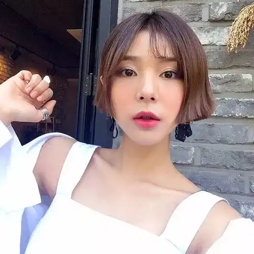  短发这样弄更好看