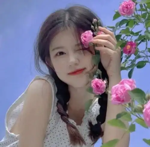 女生头像ins高级质感夏