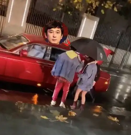  王思聪变低调,在日本被网友偶遇身边无美女陪,疫情当下不戴口罩
