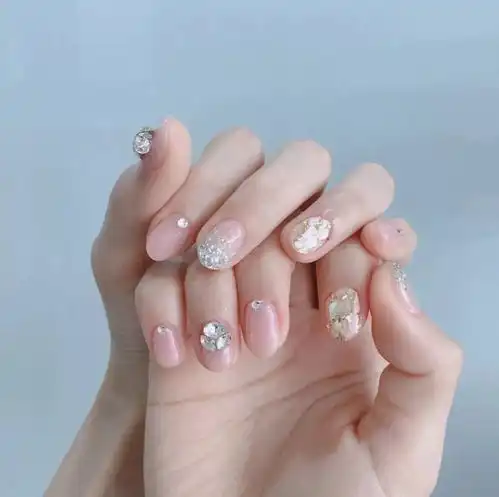  清新甜美的ins风美甲,满满的少女感减龄效果超强大
