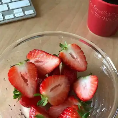  微信水果头像图片之草莓系列