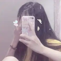  小清新可爱卖萌女生