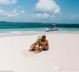  情侣辞掉工作靠四处旅游赚钱一张照片卖6万组图4