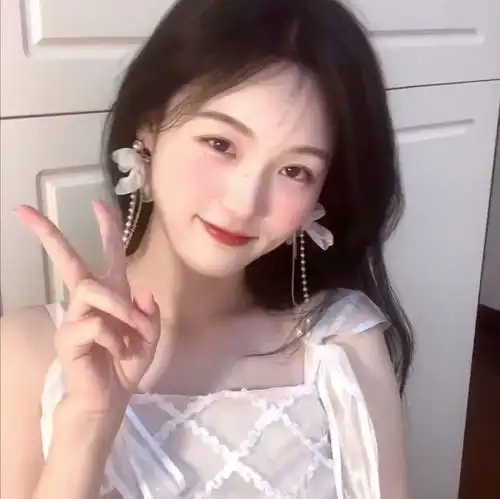  招桃花夏日温柔甜甜女生头像349