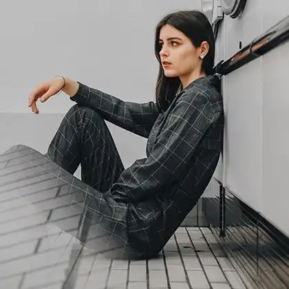 盘点越漂亮感情越坎坷的星座女,太难了