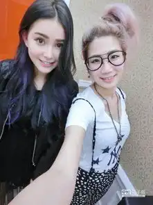  周杰伦戴口罩逛夜市