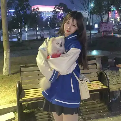  女生头像小众微信女生头像