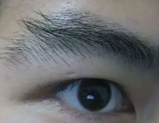  早年婚姻不利适合晚婚的男人面相