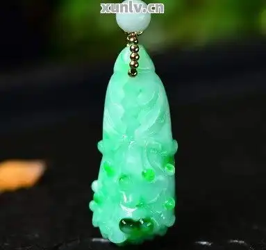  翡翠白菜属于哪种翡翠详解翡翠白菜的种类与特性