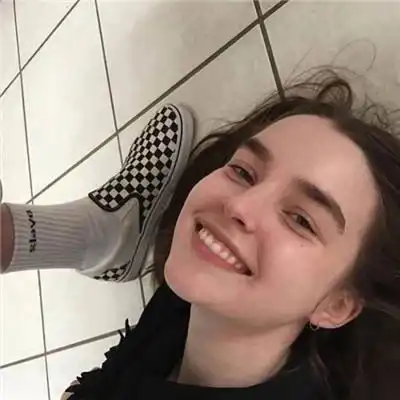  想要给你最好的欧美女生头像复古唯美图片