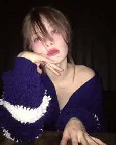  一眼就爱上的泫雅同款妆容,立刻slay全场