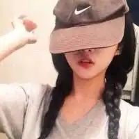  霸气的女生头像戴帽子微信头像图片大全