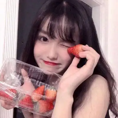  微信头像女生笑得很开心很甜的图片