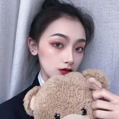 头像女高冷霸气真人戴口
