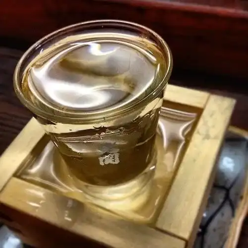  喝酒有技巧,几个好方法让你饮酒不过量