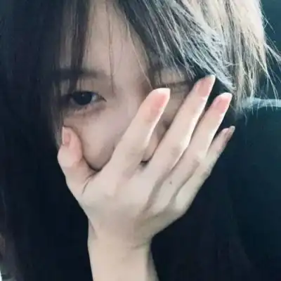 好看的女士戴口罩头像体