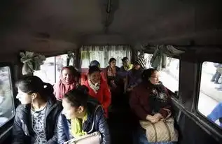  河南首推夏季女性专用公交车,大爷怒斥歧视男人