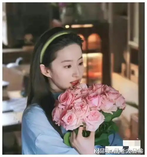 幸运草的头像带字图片可
