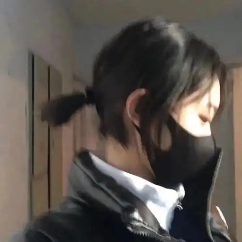  戴口罩系列女生头像
