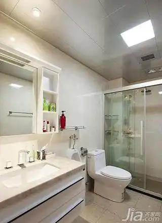  现代简约风格三居室富裕型卫生间洗手台效果图