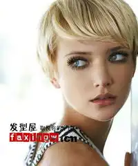  潮流女生短发造型推荐简约大方气质修颜