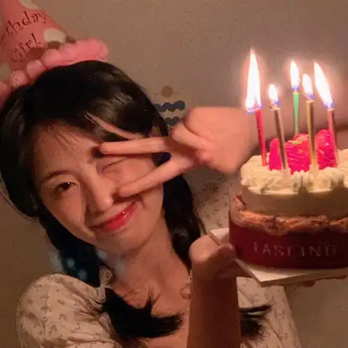  小众女生头像高级可爱