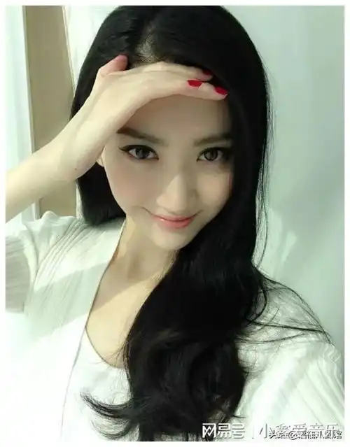  景甜早期美照爆出,不愧是人间富贵花,颜值与身材都好顶