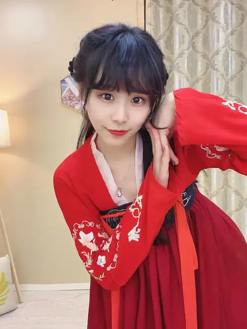  抖音很火的古风歌只愿爱是手中线上榜你都听过吗歌手叶莺