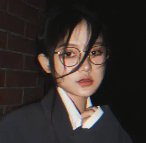  超级好看小众高级的女生头像