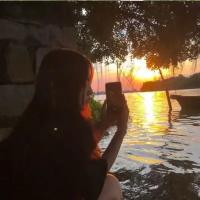  洋气网图高级小众头像女生
