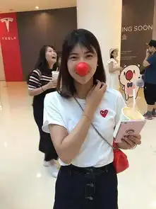  王尼玛真人现身被小孩问到你为什么戴头套,他这么说