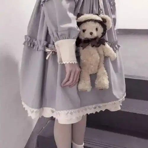  女生头像见你一次都不容易所以我很珍惜