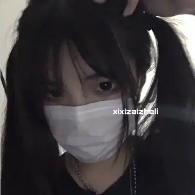  宋知意口罩女头武汉加油