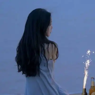  对陌生人微笑,暖暖瞬间融化隔阂和女生头像我要个性网