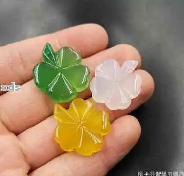  翡翠四叶草象征意义解析幸运爱情友情与财富的象征
