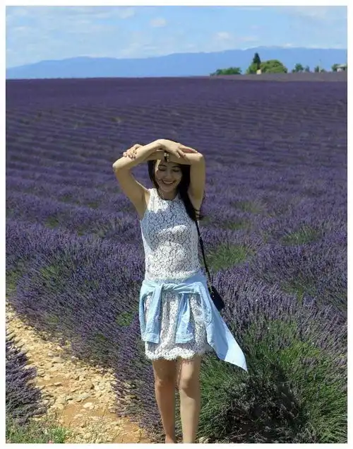  定格在薰衣草花海里的荧屏美人最后一位无人能超越