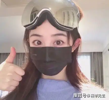 闺蜜头像戴口罩头像