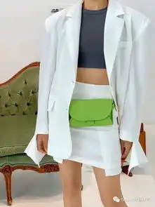  巴黎女孩私藏的小众包包,原来是它