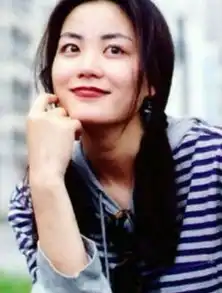  大型节目收官之战,王菲赵薇同框,网友赞谢霆锋的眼光好