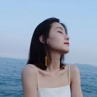  微信头像女生笑得很开心很甜的图片