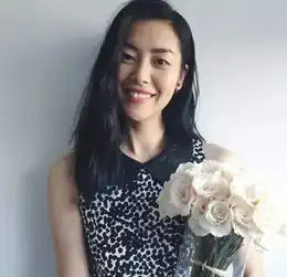  刘雯从试衣模特到维密天使,爱笑又努力的光芒万丈搜狐时尚搜狐网